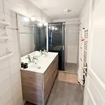Maison 4 Ch, Veranda, Proche Commodites, * Aurillac