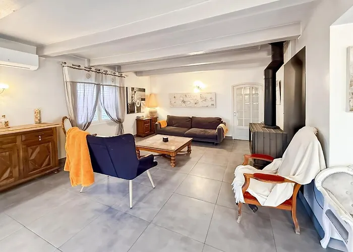 Holiday home Maison 4 Ch, Veranda, Proche Commodites,